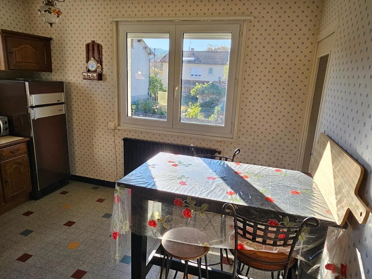 Ferienwohnung La Bourzede F3 Langeac Exterior foto